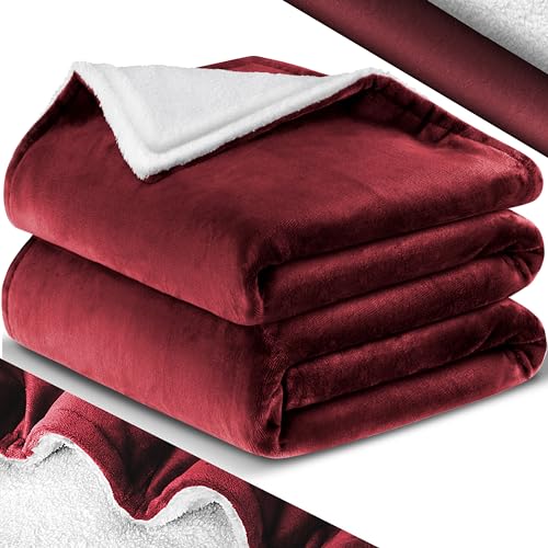 KESSER® Kuscheldecke Flauschige Sherpa Extra Weich & Warm Wohndecke Flanell Fleecedecke, Falten beständig/Anti-verfärben als Couchdecke Sofadecke oder Bettüberwurf, 220 cm x 240 cm (XXL) Bordeaux Rot von KESSER