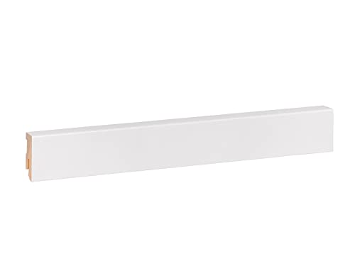 KGM Sockelleiste Modern feuchtebeständig – Weiß folierte Fußbodenleiste aus Massivholz RAL9016 – Maße: 2400 x 16 x 40 mm – 1 Stück von KGM