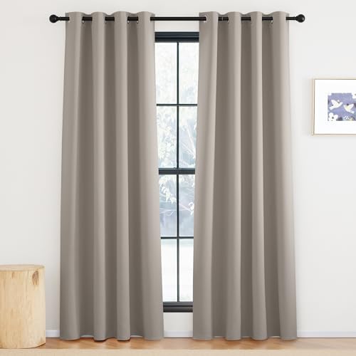 KGORGE Verdunkelungsvorhang Ösen Schlafzimmer Vorhänge Blickdicht Thermo Vorhang Hitzeschutz Tür Verdunkelnde Gardinen mit Ösen, Sandfarben, 2er Set 220 x 140 cm(HxB) von KGORGE