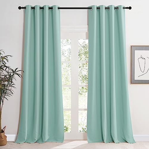 KGORGE Verdunklungsvorhänge Ösen Übergardinen 2er Set 245 x 140 cm(HxB) Thermovorhang Hitzeschutz Vorhang Grün Blickdicht Wohnzimmer Gardinen Verdunkelung, Hellgrün von KGORGE