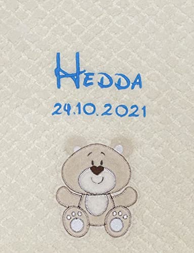 KIDDI-MEDIA Babydecke mit Name und Geburtsdatum Bestickt/kuschelig weich / 1A Qualität (Beige - Bär (Extra Flausch)) von KIDDI-MEDIA