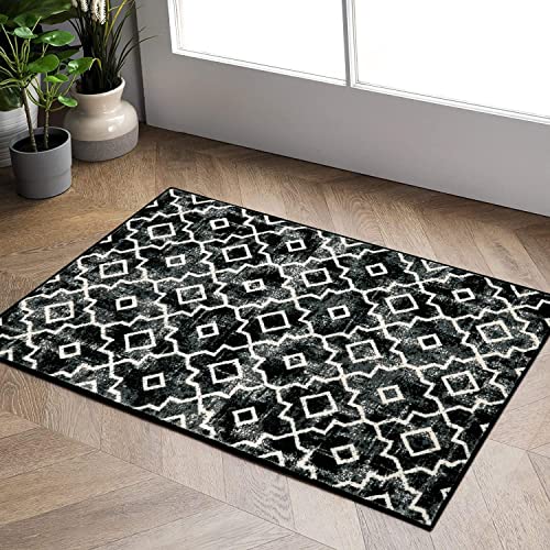 KIMODE Marokkanische Klein Fußmatte innen Kurzflor Teppich - 60x90cm Waschbar Schwarz/Grau Badezimmerteppich,Weich rutschfest Moderne Badezimmer Teppiche Für Schlafzimmer Küche Eingangsbereich von KIMODE