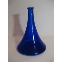 Trichter Geformt Kobalt Blau Glas Einzelne Blumenvase von KINGAOFinds