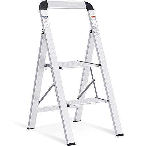 ﻿KINGRACK Leiter Aluminium, Trittleiter 2 stufen klappbar, leiter 2 stufen mit Handlauf, rutschfeste Haushaltsleiter mit Klappsicherung, Aluleiter Belastbar bis 150 kg, für Zuhause, Büro,Garten,Silber von KINGRACK