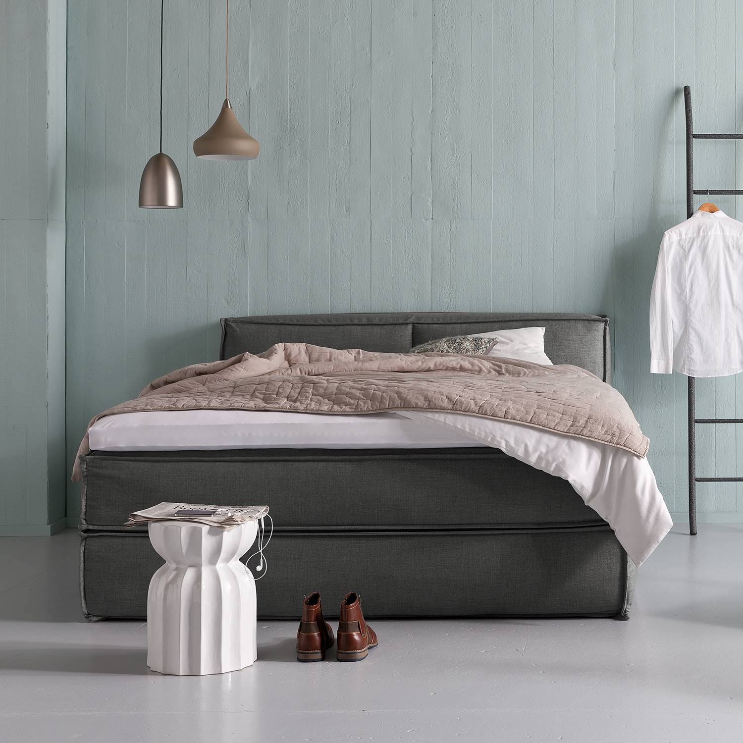 Boxspringbett Kinx 140x220 cm Webstoff Anthrazit mit Matratze/Topper von Studio Copenhagen