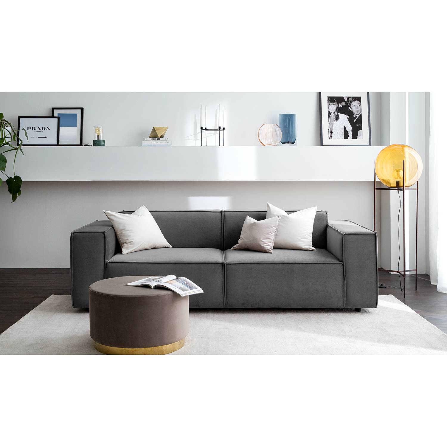 Sofa Kinx II 2,5-Sitzer Grau Samt 223x71x96 cm (BxHxT) Glamour von Studio Copenhagen