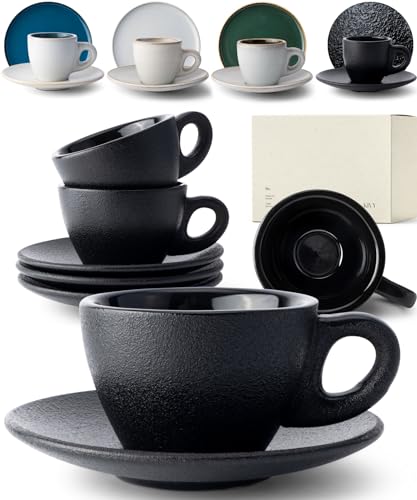 KIVY Cappuccino Tassen Set [4 x 180ml] - Handgefertigt aus dickwandigem Steingut - Cappuccino-Tassen mit Untertasse Barista - Cappuccino Tasse Schwarz Matt - Schwarze Cappuccino Tassen mit Untertassen von KIVY