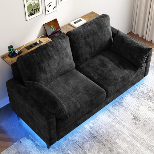 KKL Couch 2 Sitzer Sofa mit LED-Lichtschläuche und Konsolentisch, mit 2 AC-Ladeanschlüssen und 2 USB-Anschlüssen Chenille für Wohnzimmer/Schlafzimmer/Wohnung KKL Couch 2 Sitzer Sofa mit LED-Lichtschläuche und Konsolentisch, mit 2 AC-Ladeanschlüssen und 2 USB-Anschlüssen Chenille für Wohnzimmer/Schlafzimmer/Wohnung von KKL