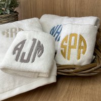 Personalisierte Individuell Bestickte Handtücher, Badetuch - Handtuch Mit 3 Monogramm-Anfangsbuchstaben/Perfektes Geschenk Weltweiter Versand von KKPearlDecor