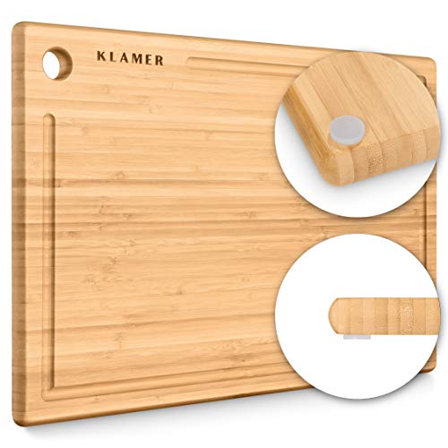 KLAMER Schneidebrett Bambus rutschfest mit Saftrille – Premium Holz-Brett, 45x30x2cm, leicht reinigbar, antiseptisch, umweltfreundlich, Natur-Holz von KLAMER