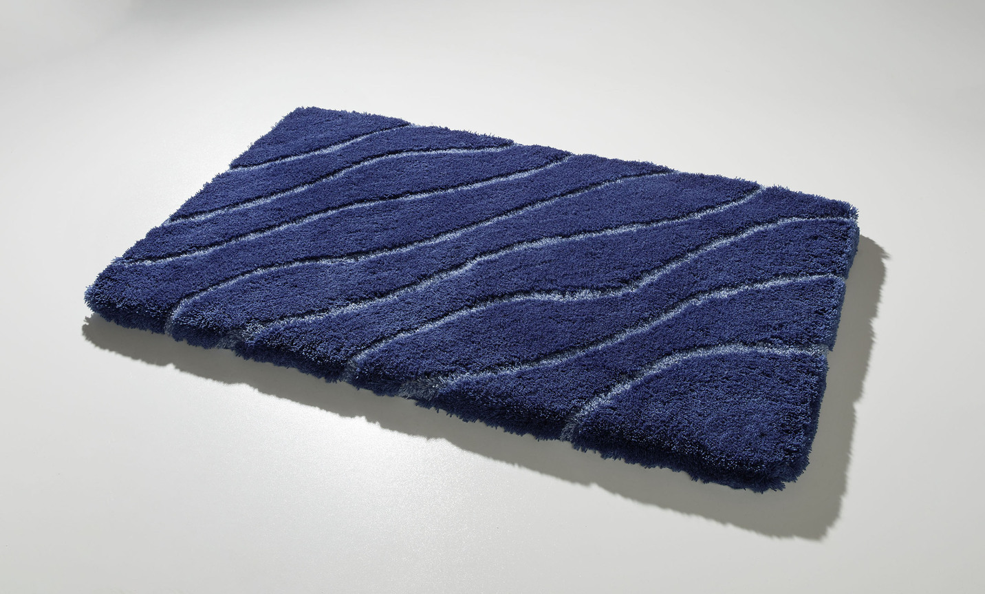 Badgarnitur von "Kleine Wolke", Größe 101 (Teppich, 55/ 65 cm), Blau von KLEINE WOLKE
