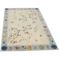 Brücken und Teppiche mit Blumen- und Rankenmotiven von KLINGEL DE