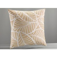 Tagesdecke und Kissenbezüge mit naturnahen Blättermotiven Tagesdecke und Kissenbezüge mit naturnahen Blättermotiven von KLINGEL DE