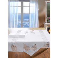 Tischdecke mit dekorativer Lochstanzung von KLINGEL DE
