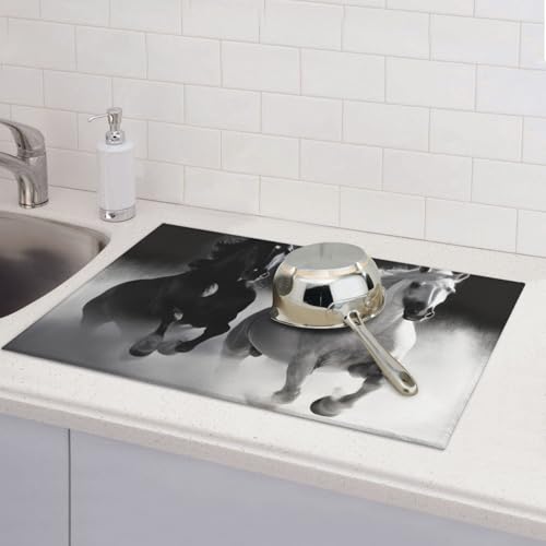 Abtropfmatten für Küchentheke, super saugfähig, wendbar, Mikrofaser, Küchen-Arbeitsplattenschutz, schwarz und weiß, Pferde, Laufgeschirr, Abtropfmatte, 45,7 x 61 cm von KLLTYHMU