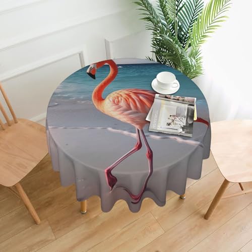 Runde Tischdecke, wasserdicht, flecken- und knitterfrei, Flamingo am Strand, dekorative Bauernhaus-Tischdecke für Picknick, Party, Esszimmer, Zuhause, Innen- und Außenbereich Runde Tischdecke, wasserdicht, flecken- und knitterfrei, Flamingo am Strand, dekorative Bauernhaus-Tischdecke für Picknick, Party, Esszimmer, Zuhause, Innen- und Außenbereich von KLLTYHMU