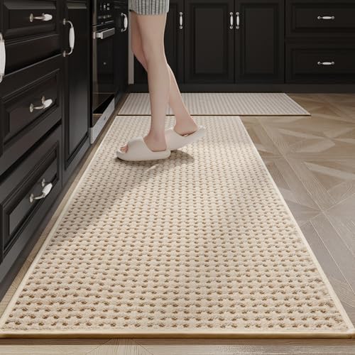 KMVIZI Küchenteppich Waschbar rutschfest, Körnigem Velours Küchenmatte Küchenläufer Schmutzfangmatte Küche in Beige, Teppich Läufer Flur für Vor Dem Waschbecken Wohnzimmer(50x120cm) von KMVIZI