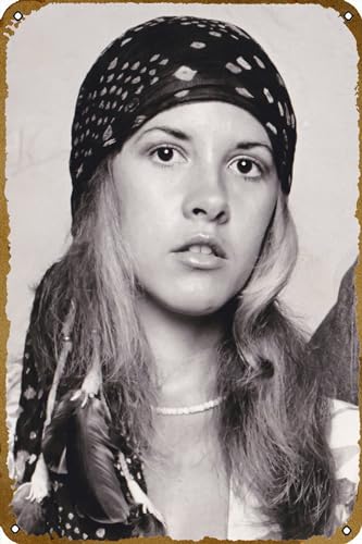 KNIOIL Stevie Nicks Poster Retro Metall Blechschild Home Kitchen Bar Garage Cafe Club Höhle weibliche Sängerin Musik Kunst Wanddekoration 20,3 x 30,5 cm KNIOIL Stevie Nicks Poster Retro Metall Blechschild Home Kitchen Bar Garage Cafe Club Höhle weibliche Sängerin Musik Kunst Wanddekoration 20,3 x 30,5 cm von KNIOIL