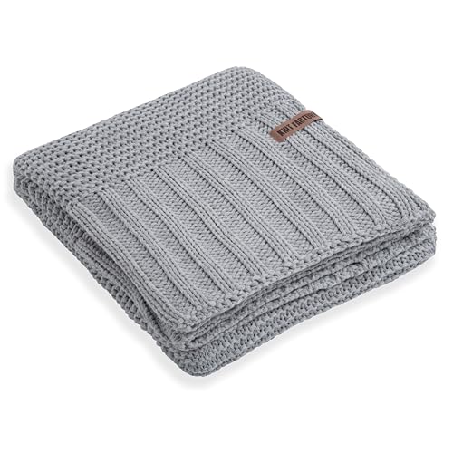 KNIT FACTORY - Vinz Plaid XL - Grau - 195x225 cm von KNIT FACTORY