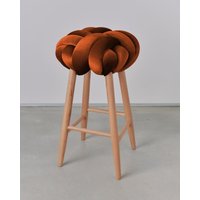 Kupfer Samt Knoten Barhocker, Design Stuhl, Moderner Industrie Hocker, Holz Barstuhl, Barhocker von KNOTSstudio