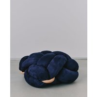 Medium Vegan Wildleder Indigo Blau Knoten Bodenkissen, Veganes Ottoman, Moderner Pouf, Ottomane Kissen, Pouf von KNOTSstudio