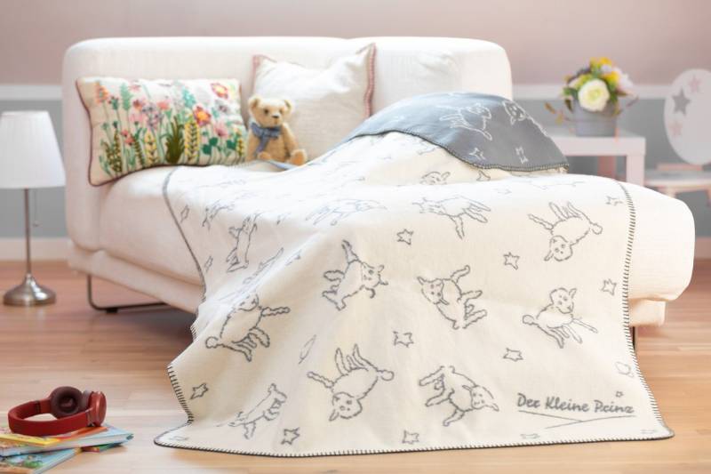 Kinderdecke Kuscheldecke aus 100 % Bio-Baumwolle Der Kleine Prinz Schafe, KOLTER, Nachhaltig, vegane Bio-Baumwolle, Made in Germany Kinderdecke Kuscheldecke aus 100 % Bio-Baumwolle Der Kleine Prinz Schafe, KOLTER, Nachhaltig, vegane Bio-Baumwolle, Made in Germany von KOLTER