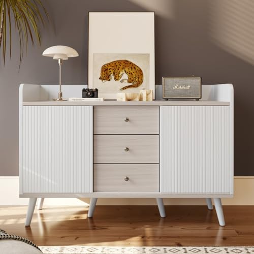 KOMHTOM Elegante weiß Sideboard Kommode, Aufbewahrungsschrank mit Zwei Schiebetüren und DREI Schubladen, Mehrzweckschrank für Wohnzimmer Schlafzimmer Eingangsbereich und Esszimmer (Weiß) von KOMHTOM