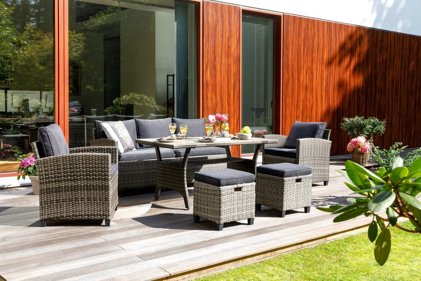 Lounge-Sets und andere Gartenmöbel von Konifera. Online kaufen bei Möbel &