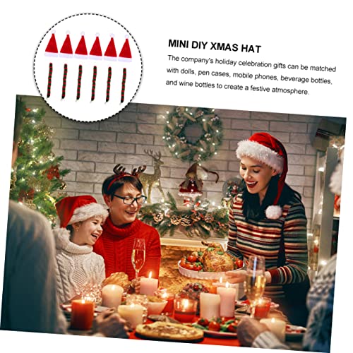 KONTONTY Teiliges Mini Weihnachtsmützen und Schals Gestrickt Handgefertigte DIY Dekorationen für Handyhüllen Puppen Flaschen Festliche Weihnachtsdeko Mützen Schals von KONTONTY