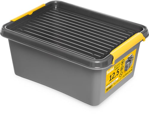 KONZEPT Aufbewahrungsbox mit Deckel 12 L – inkl. beschriftbaren Etiketten, aus hochwertigem Kunststoff, stapelbar und stabilen Verschlussclips, ideal für Keller, Werkstatt, Garage KONZEPT Aufbewahrungsbox mit Deckel 12 L – inkl. beschriftbaren Etiketten, aus hochwertigem Kunststoff, stapelbar und stabilen Verschlussclips, ideal für Keller, Werkstatt, Garage von KONZEPT