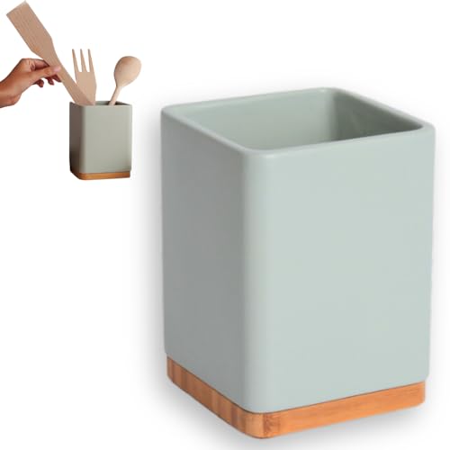 KOOK TIME Küchenutensilienhalter - Utensilienhalter küche aus keramik und Bambus - Quadratischer küchenhelfer aufbewahrung - Salbeigrün - 10,5 x 10,5 x 15 cm von KOOK TIME