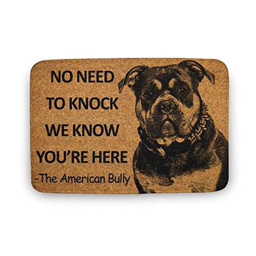 KOPUTE American Bully Fußmatte, lustige Fußmatte mit Aufschrift "We Know You Are Here", American Bully Welcome Matten, lustige Fußmatte für den Innenbereich, Korallen-Samtteppich, 43 x 76 cm von KOPUTE