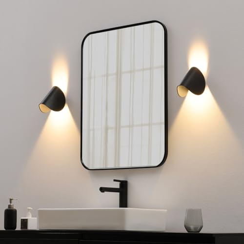 KOSILUM – Wandleuchte schwarz Aluminium schwenkbar IP54 – Notte – Licht warmweiß Beleuchtung Wohnzimmer Schlafzimmer Küche Flur – 6 W – 672 lm – integrierte LED – IP54 von KOSILUM