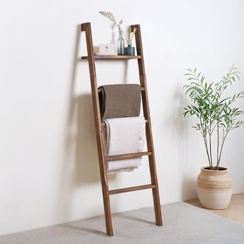 KOSKOG Deckenleiter aus Holz mit 5 Ebenen und oberer Ablage, dekorative Deckenleiter für Wohnzimmer oder Schlafzimmer, Regale und Handtuchhalter für Badezimmer, eklektischer Stil, Dunkelbraun KOSKOG Deckenleiter aus Holz mit 5 Ebenen und oberer Ablage, dekorative Deckenleiter für Wohnzimmer oder Schlafzimmer, Regale und Handtuchhalter für Badezimmer, eklektischer Stil, Dunkelbraun von KOSKOG