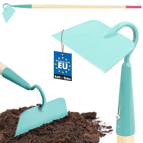 KOTARBAU® Gartenhacke aus Metall 135 mm Hacke Trapezform mit Stiel aus Holz 143 cm Beethacke Pflanzhacke Unkrauthacke Gartenwerkzeug zum Lockern Umpflanzen Jäten Gartenpflege von KOTARBAU