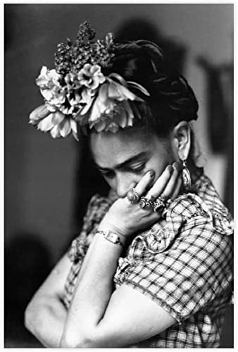 Mexican Painter Frida Kahlo Canvas Poster Bedroom Decoration Sport Landscape Office Room Decor Gift Frida Real Black And White Photographs Artwork Picture Wall Decor Unframed,30x45cm von KTGEDH