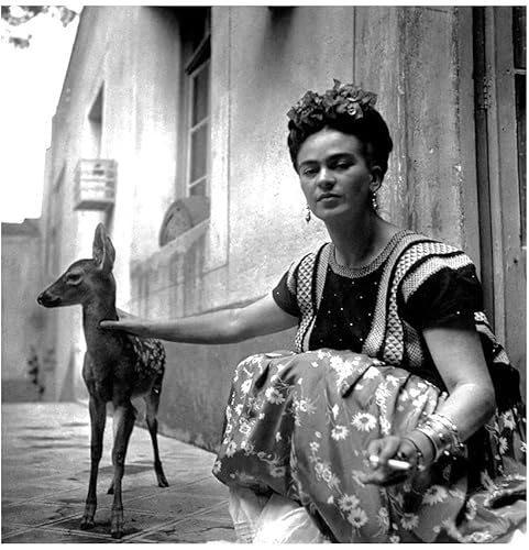 Wandkunst auf Leinwand, Schwarz-Weiß-Frau, Frida Kahlo, Selbstporträt und Tierbild, Rehkitz, Poster, Kunstwerk für Vintage-Dekor, Schlafzimmer, Zuhause, Badezimmer, ungerahmt,50 × 50 cm von KTGEDH