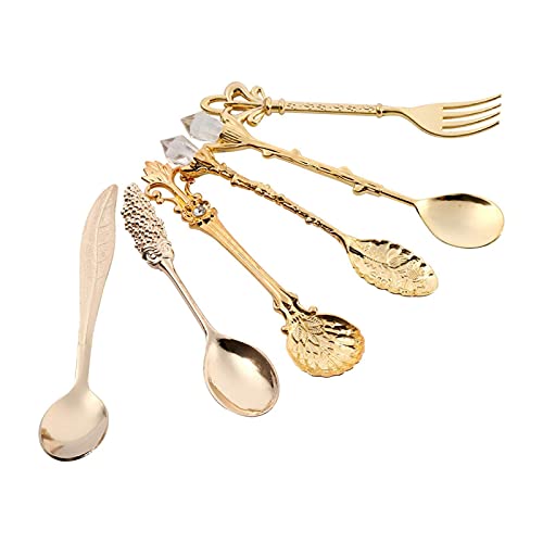 KUIKUI 6er Set Vintage Royal Style Metall Mini Kaffeelöffel und Gabel Küche Obst Kaffee Zubehör Retro Löffel Gabeln 11,8 x 2cm(Golden) von KUIKUI