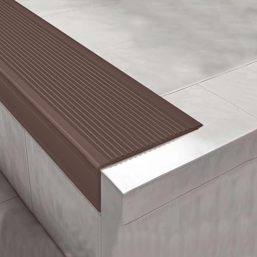 KUKIXKK Treppenkantenprofil PVC Winkelprofil Kantenschutz Treppenprofil, Eckenschutz Eckleiste Stufenkantenprofil Safety, Kantenschutz Winkelleiste, Breite 7,6 x 3,5 cm(Brown,2m/6.56ft) von KUKIXKK
