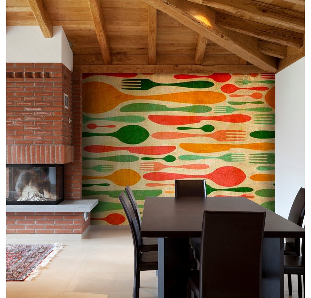KUNSTLOFT Vliestapete Besteck - Orange und Grün 3x2.31 m, halb-matt, lichtbeständige Design Tapete von KUNSTLOFT