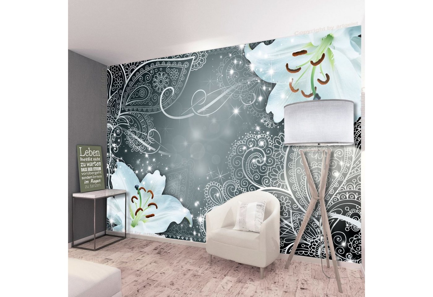 KUNSTLOFT Vliestapete Oriental Wings (Grey) 1.96x1.4 m, halb-matt, matt, lichtbeständige Design Tapete von KUNSTLOFT