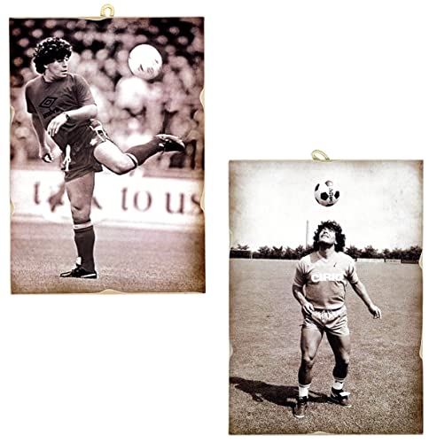 Set mit 2 Bildern im Vintage-Stil große Sportmeister, Diego Maradona. Druck auf Holz 25 x 18 cm. Set mit 2 Bildern im Vintage-Stil große Sportmeister, Diego Maradona. Druck auf Holz 25 x 18 cm. von KUSTOM ART