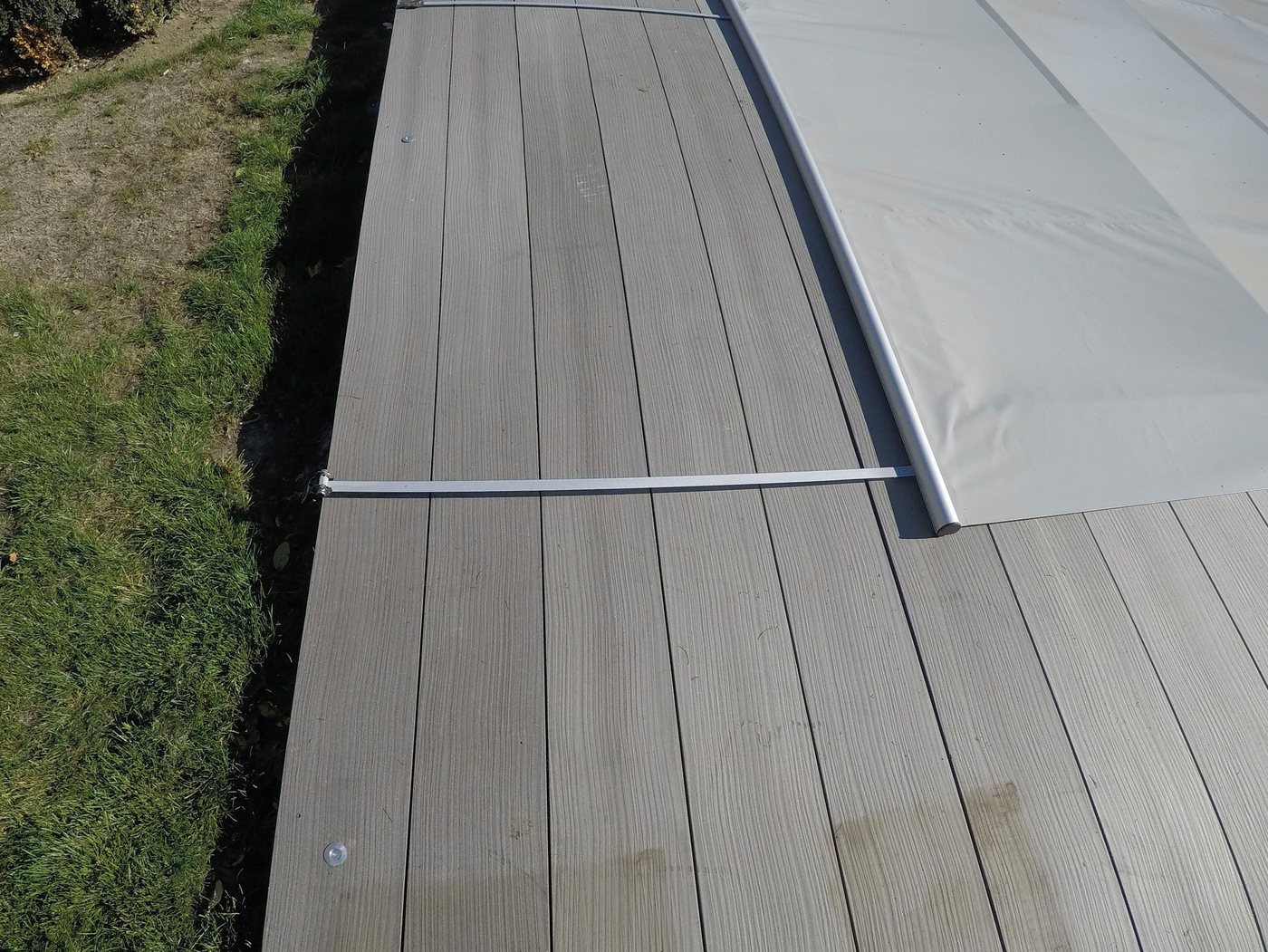 KWAD Pool-Abdeckplane FLEX, Rollabdeckung 7,0x3,5 m (Planenmaß 7,5x4,0 m) von KWAD