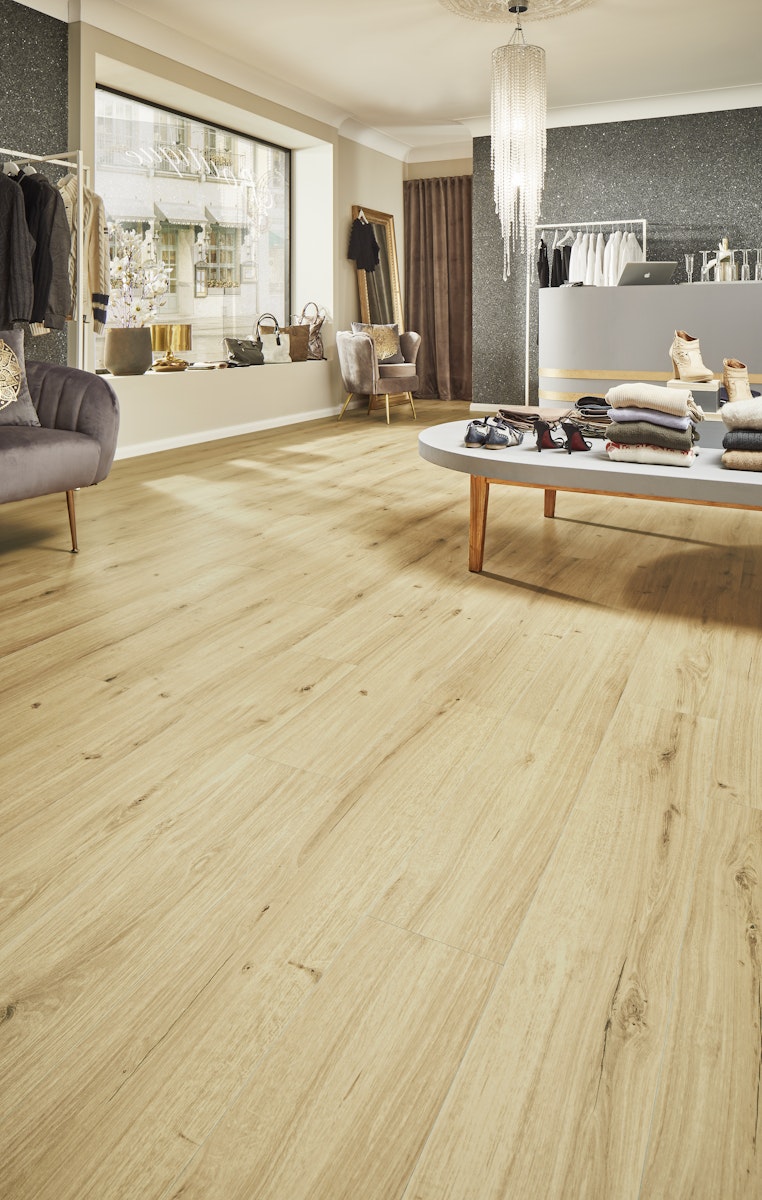 KWG Java Goldeiche Mineraldesign-Boden mit Fase 123,5x20 cm KWG Java Goldeiche Mineraldesign-Boden mit Fase 123,5x20 cm von KWG