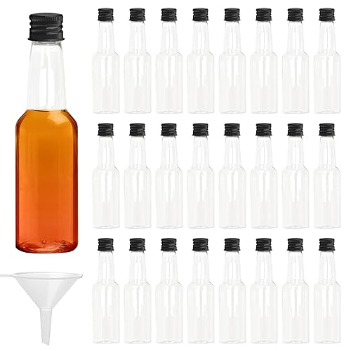 24 Stk Mini Fläschchen, 100ml Fläschchen Plastik, Leere Kleine Schnapsflaschen mit Trichter, Miniaturflaschen mit Deckel, Alkoholflaschen Saucenflaschen für Hochzeiten Partys (Schwarz Deckel) von KYSUN