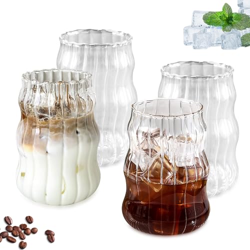 KYYGKY 4 Stück Kaffee Gläser Latte Gläser Cappuccino Tassen Kaffeeglas Set 530ml Eiskaffee-Tassen Gerippt Iced Coffee Glas Retro-Trinkgläser Trinkglas Origami-Stil Gläser für Latte Tee Eis Milch Bier von KYYGKY