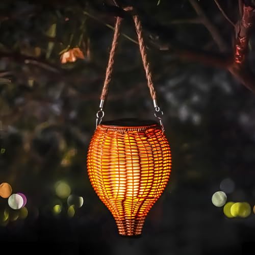 KZT Außen Hängelampe Solar Laterne Boho Rattan Lampenschirm Pendelleuchte Hängeleuchte IP65 Wasserdicht Garten Solarlampe mit LED Glühbirne Gartenleuchten für Patio Terrasse Hof Pavillon Deko (Braun) von KZT