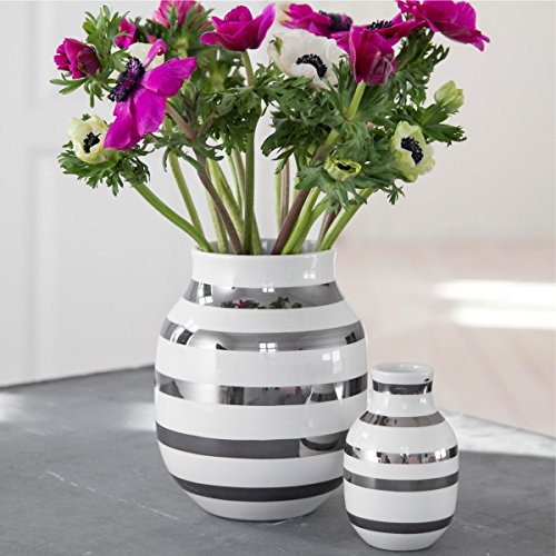 Kähler Design - Vase/Blumenvase - Omaggio - Keramik - weiß/Silber - Höhe 20 cm von HAK Kähler