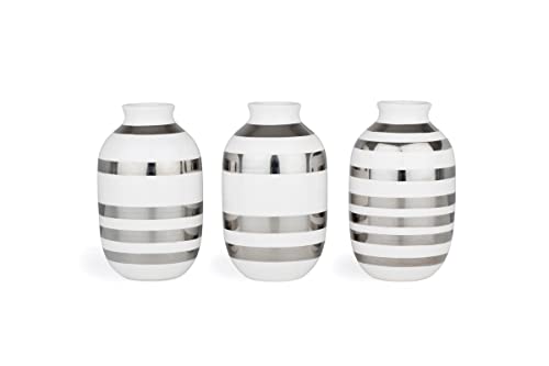 Kähler Omaggio Miniatur Vasen 3 Stück H8,5 cm in Silber feine edele Vasen aus handgefertigtem Porzellan, minimalistische Streifen in verschiedenen Designs ideal für Stabkerzen und einzelne Blumen von HAK KÄHLER