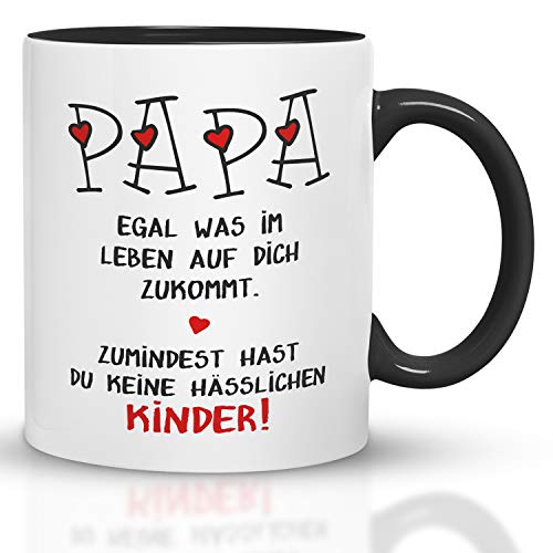 Kaffeebecher24 - Geschenk Vatertag - Tasse Papa hässliche Kinder - Spülmaschinenfest Geschenke für Papa - Tasse lustig - Vatertagsgeschenk Tasse - Made in Germany, Spülmaschinenfest, 330 ml schwarz von Kaffeebecher24